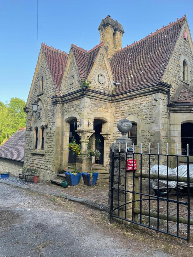 South Lodge House Dormansland 외부 사진